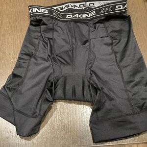 Dakine Men's Black Padded Cycling short/Under Layer